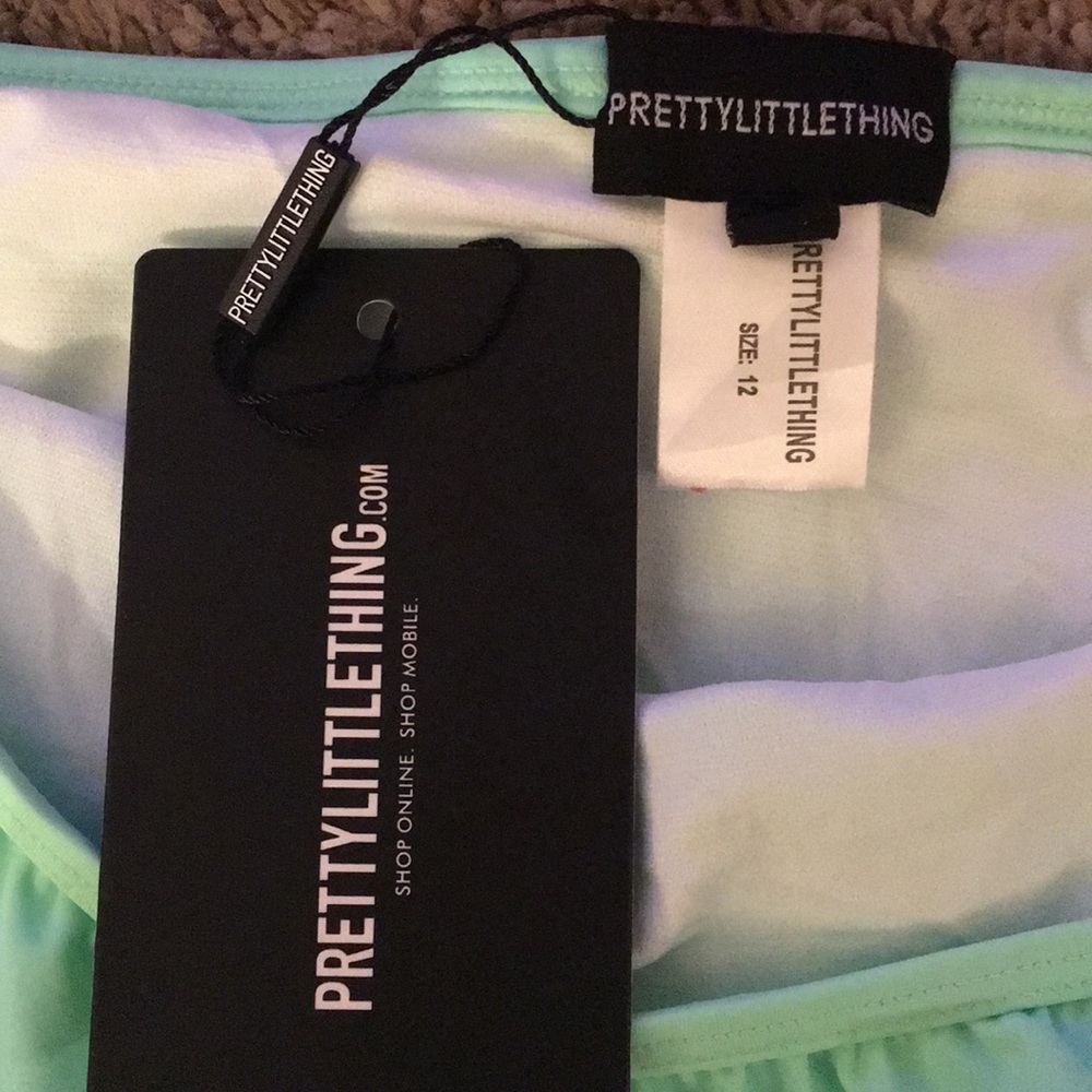 Bathing suit - Picture 3 of 5